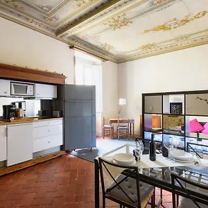 Servi Apartment