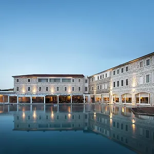 Отель Terme Di Natural & Golf - The Leading Of The World, Сатурния
